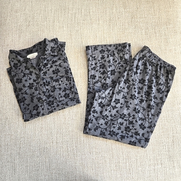 Relativity Pajama Set - Picture 1 of 11